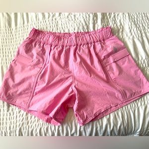 Small FP Movement running short in bubblegum pink 💗🎀